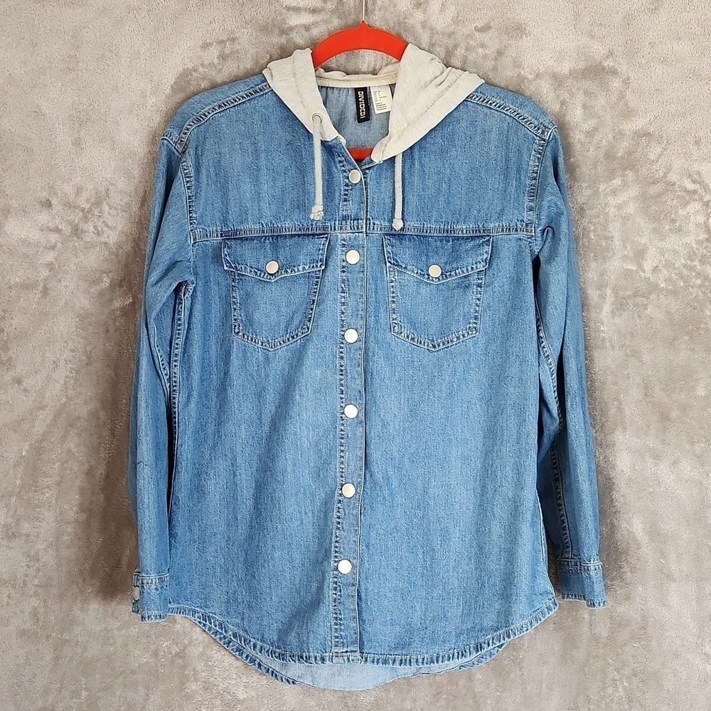 H&M DIVIDED button down jacket